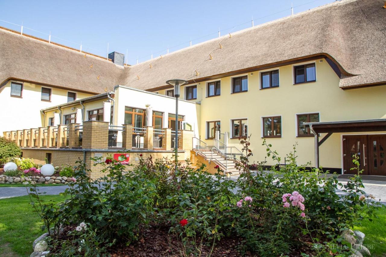 Ostseehotel Wustrow Wustrow  Exteriör bild